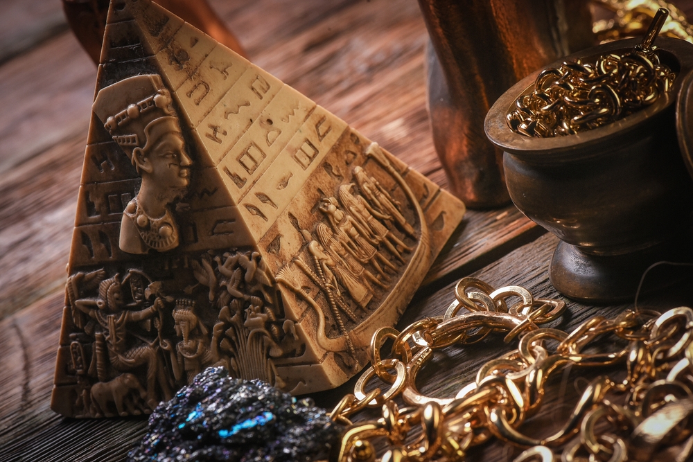 宝くじ買う日はいつがおすすめ？当たる確率アップの買い方について