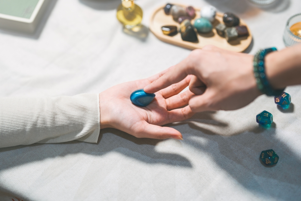 リモートワークのコミュニケーションが難しく感じる原因と解決策について