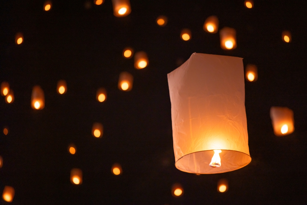 静電気が起きやすい人のスピリチュアルな意味・対処方法も解説